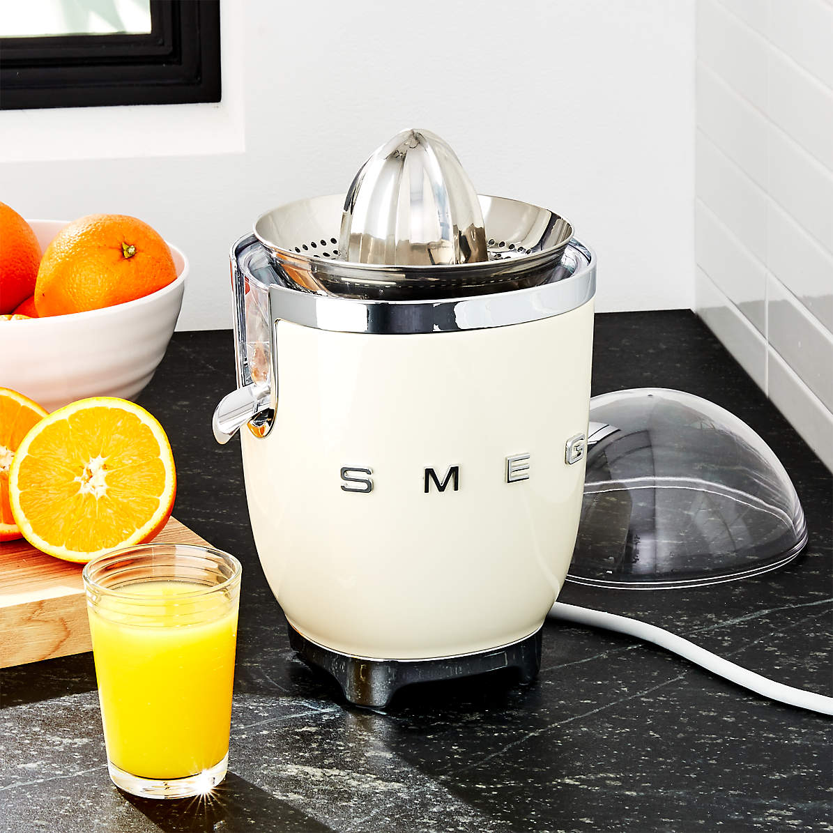 High-end orange juicer with beautiful compact design